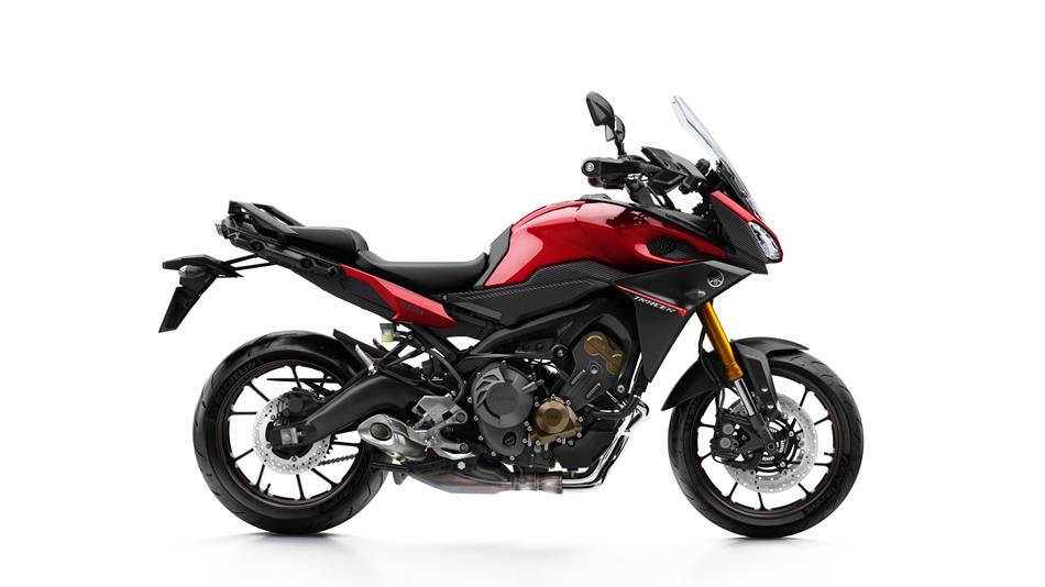 2016-Yamaha-MT09-Tracer-EU-Lava-Red-Studio-002